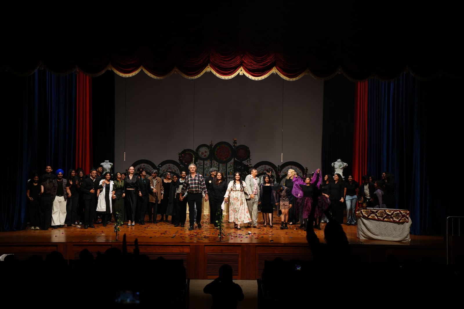 The company of Gianni Schicchi on stage at the end of the performance, September 2026